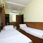 Ganesh Eshi\'S Guest House